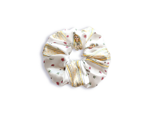 Fatima Medium Satin Scrunchie